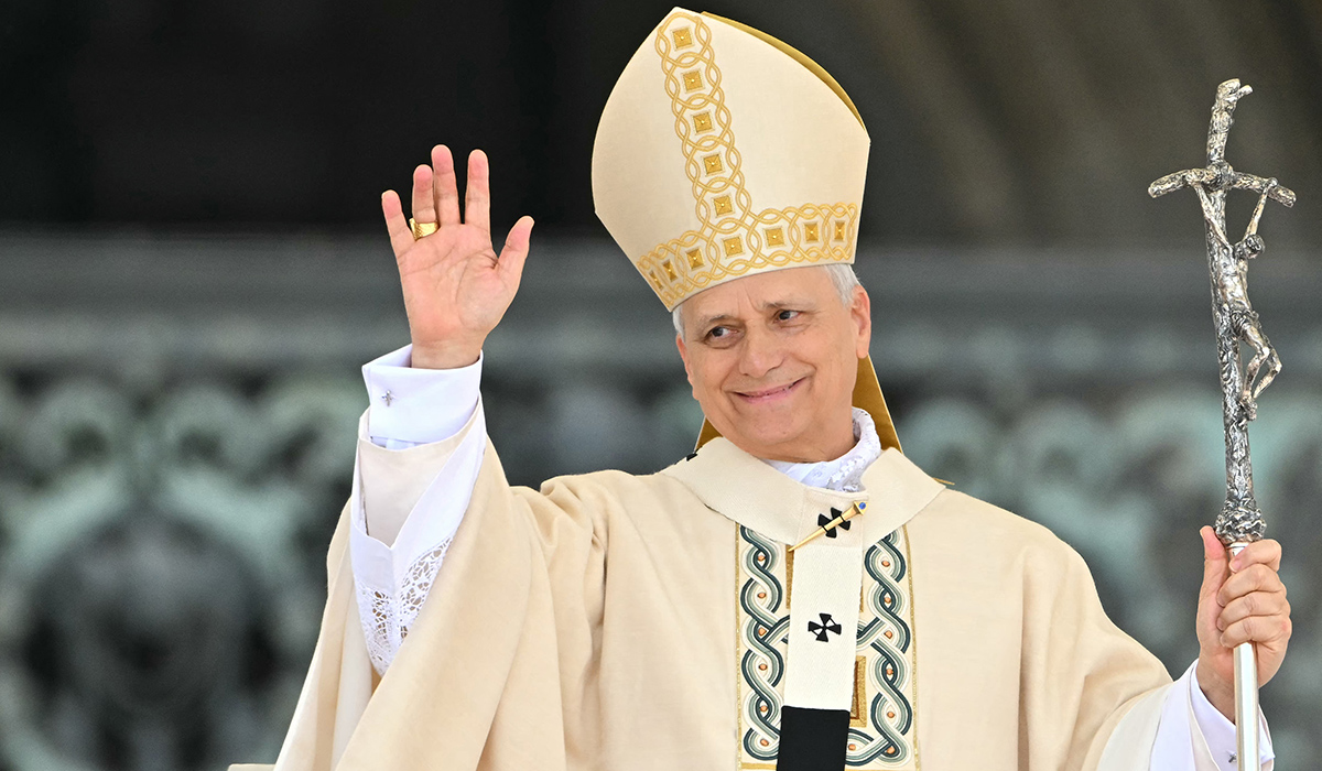 Transformasi Tradisi Vatikan Terlihat dalam Misa Natal Pertama Paus Leo XIV