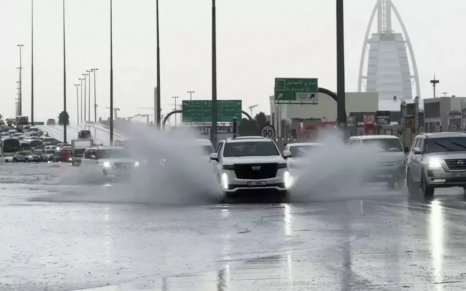 Uni Emirat Arab Minta Warga Tetap di Rumah: Alasan dan Imbauan Resmi Terbaru