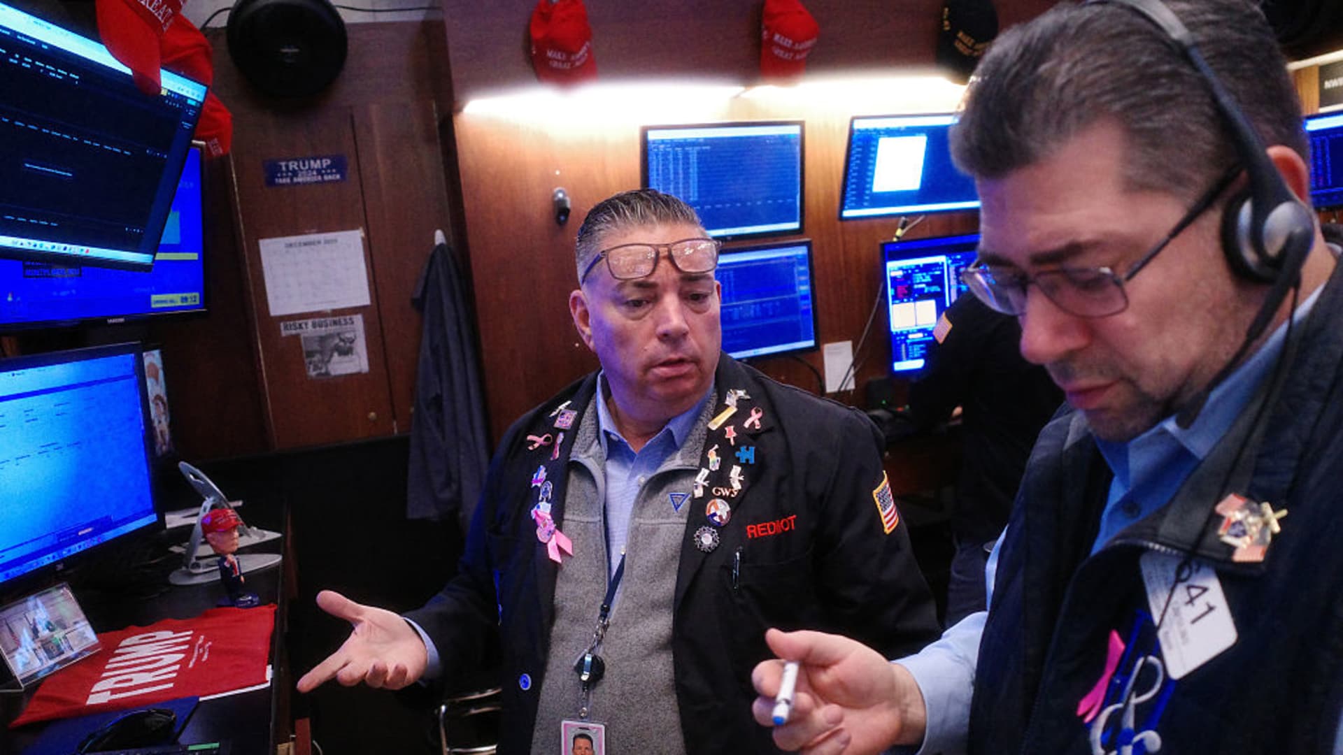 Update Pasar Saham Hari Ini: Pergerakan Indeks dan Tren Trading Terbaru secara Live