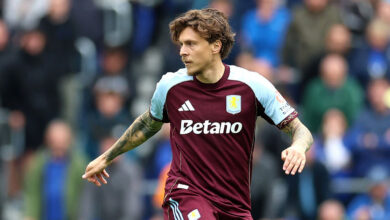 Victor Lindelof Rasakan Tantangan dan Keseruan Debut di Klub Baru Aston Villa