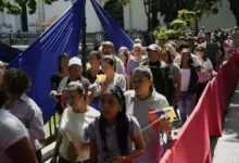 Warga Venezuela Lebih Khawatir Inflasi Tinggi daripada Ancaman Serangan AS, Data Terbaru