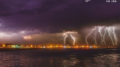 Waspada Hujan Petir di Jawa Timur, BMKG Prediksi Cuaca Ekstrem Hingga Malam Hari