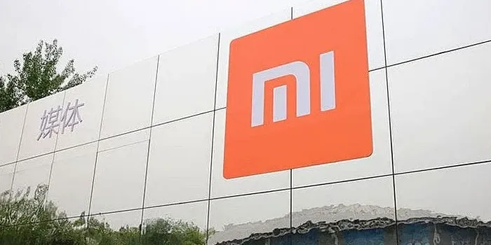 Xiaomi Bantah Rencana Rilis Ponsel Tri-Fold, Tapi Model Misterius Terdaftar di Database