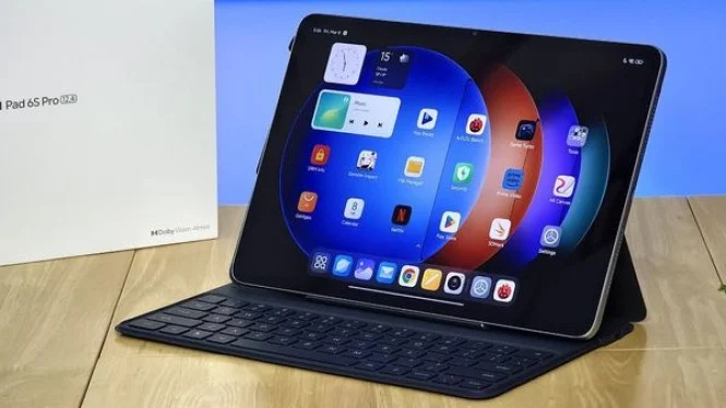 Xiaomi Pad 6S Pro 12.4 Inci: Tablet Layar Besar Snapdragon 8 Gen 2 untuk Kerja dan Gaming
