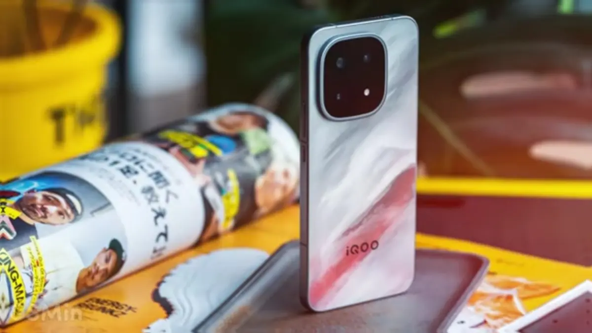 iQOO 15 Mini Siap Rilis Awal Tahun: HP Ringkas Bertenaga Monster, Intip Bocoran Terbarunya!