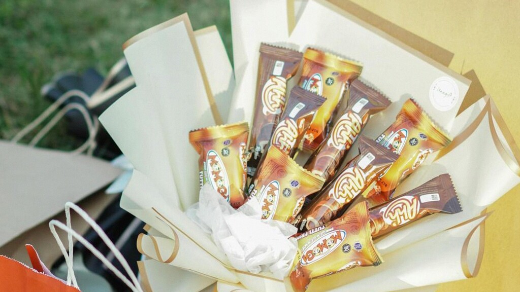 12 Ide Jualan Snack Bouquet Valentine Rp10 Ribuan: Modal Minim Untung Maksimal!