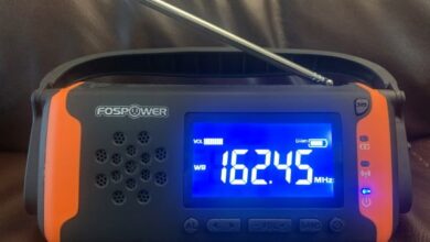 5 Radio Solar & Hand-Crank Terbaik untuk Info Darurat Saat Sinyal Hilang