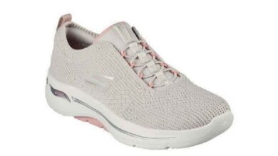 5 Sepatu Bantalan Empuk Terbaik untuk Lansia Nyeri Lutut, Nyaman Dipakai Seharian