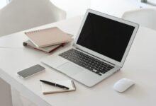 7 Rekomendasi Laptop Paling Worth It Akhir Tahun, Wajib Cek Sebelum Promo Berakhir!