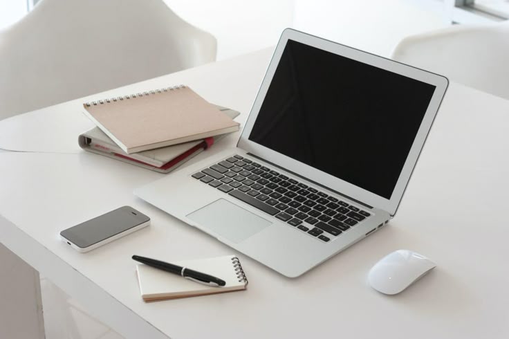 7 Rekomendasi Laptop Paling Worth It Akhir Tahun, Wajib Cek Sebelum Promo Berakhir!