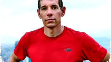 Alex Honnold Tantang Ekstrem, Mendaki Gedung Tertinggi Taiwan Tanpa Tali Pengaman