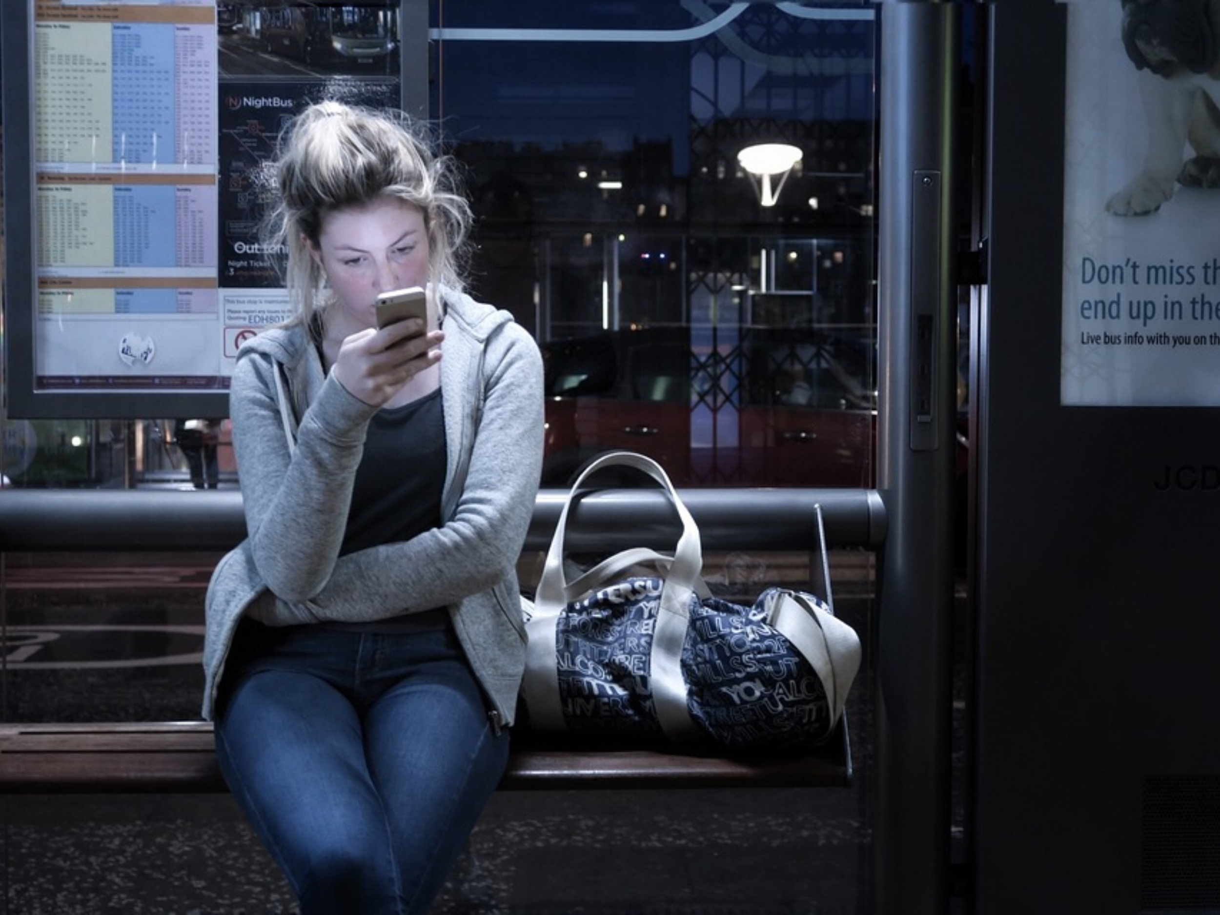 Aplikasi “Are You Dead?” Viral di iOS, Pengingat Kematian Jadi Tren Baru