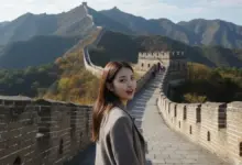 Bikin Foto Liburan Estetik di Tembok Besar China dengan Prompt AI, Gampang & Kekinian!