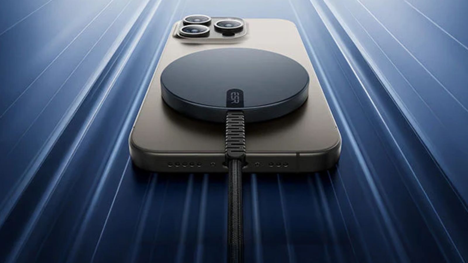 Charger ESR Qi 2.2 Hadirkan Fast Wireless Charging 25W untuk iPhone 17