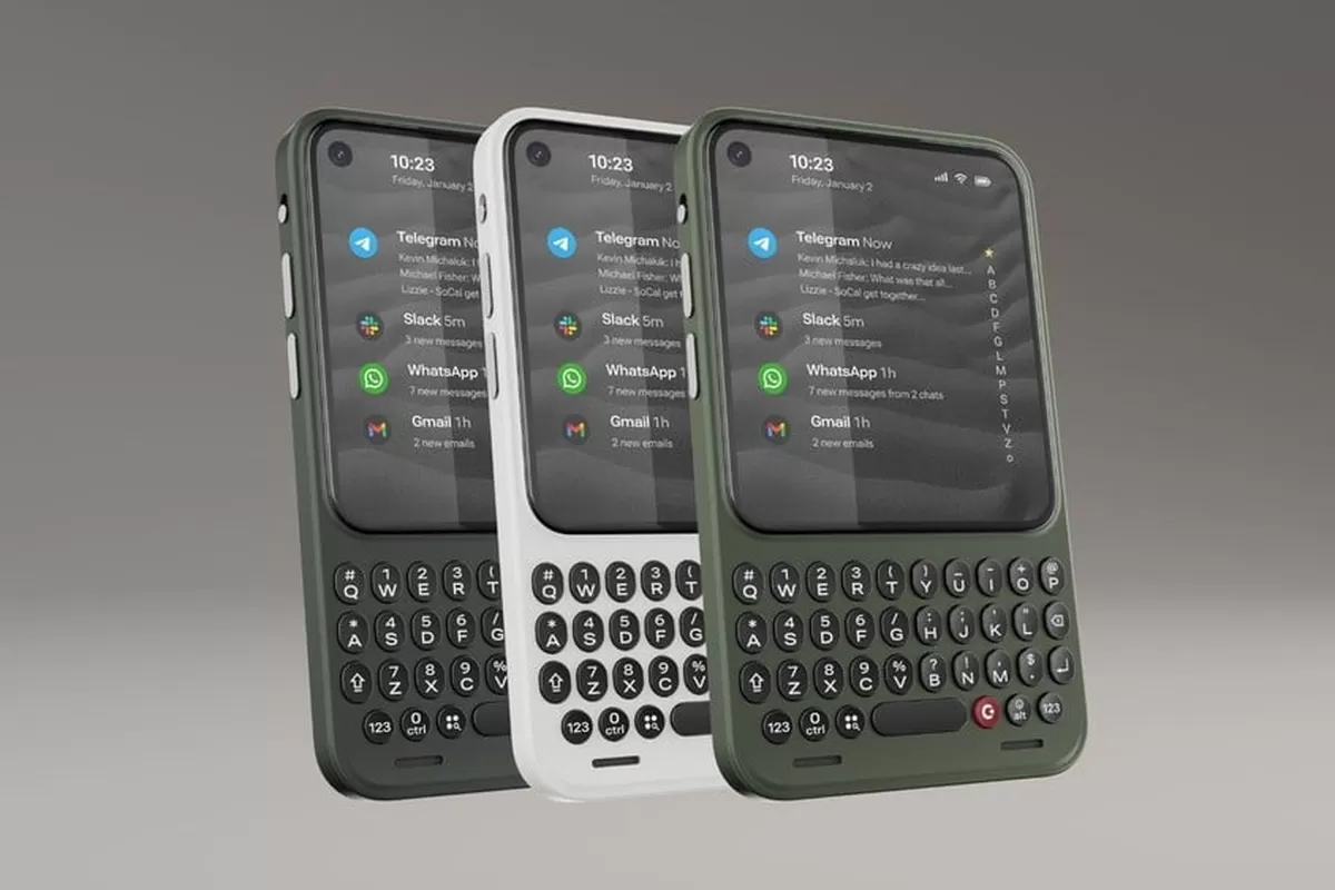 Clicks Communicator Rilis: Ponsel Unik Mirip BlackBerry dengan Keyboard Fisik