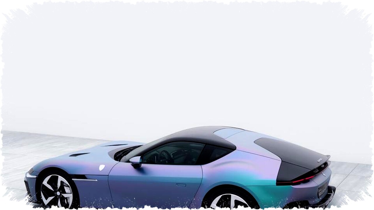 Ferrari 12Cilindri Tailor Made dengan Cat Yoonseul Menantang Warna Mystichrome Ford Ikonik