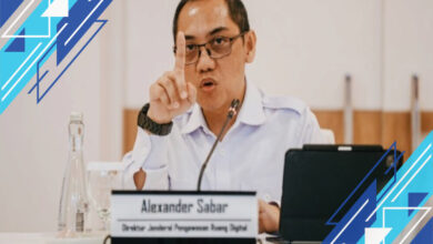 Komdigi Siapkan Pemutusan Akses Grok AI Tanggapi Penyebaran Tren Deepfake Secara Meluas