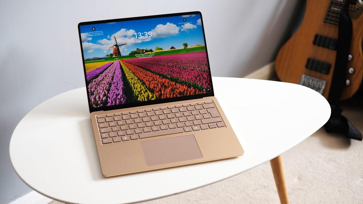 Laptop Harian Pilihan Banyak Orang Kini Bukan Lagi MacBook, Ini Alasannya