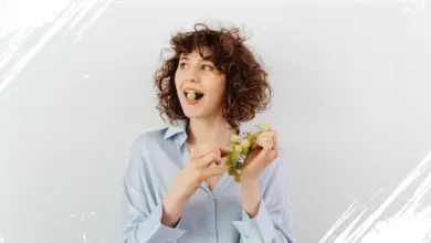 Makna dan Tradisi Mengonsumsi 12 Anggur Hijau Saat Pergantian Tahun Baru