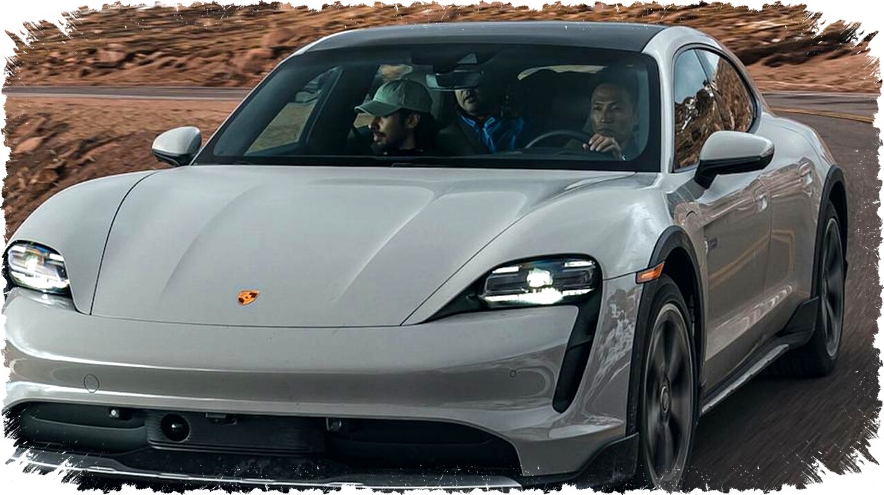 Mengenal Penyusutan Porsche Taycan Cross Turismo 2021 dalam 5 Tahun: Lebih Baik dari Rata-Rata EV