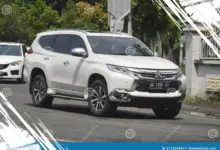 Mengulas Keunggulan dan Fitur Modern Pajero Sport Dakar Ultimate 4x4 Terbaru