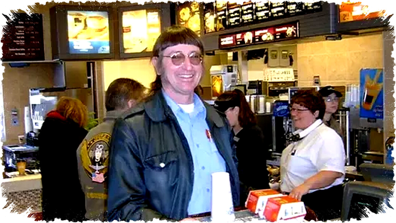 Mengungkap Rahasia Burger McD Awet Lama, Bukan Pengawet Melainkan Proses Pengeringan alami Mengungkap Rahasia Burger McD Awet Lama, Bukan Pengawet Melainkan Proses Pengeringan alami