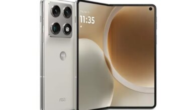 Motorola Razr Fold Resmi di CES 2026: Layar Lipat Besar & Kamera Canggih