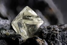 Rahasia Kimberlit Terungkap: Proses Vulkanik yang Membawa Berlian Ke Permukaan Bumi