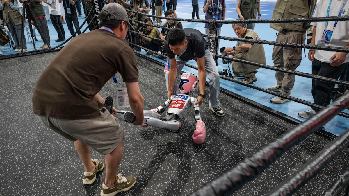 Robot Humanoid Makin Canggih dan Realistis, Namun Masih Rentan Terjatuh