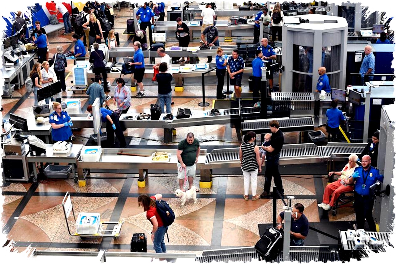 Teknologi CT Scanner Baru Hapus Aturan Cairan 100ml di Bandara Terbesar Dunia, Proses Cekatan dan Mudah