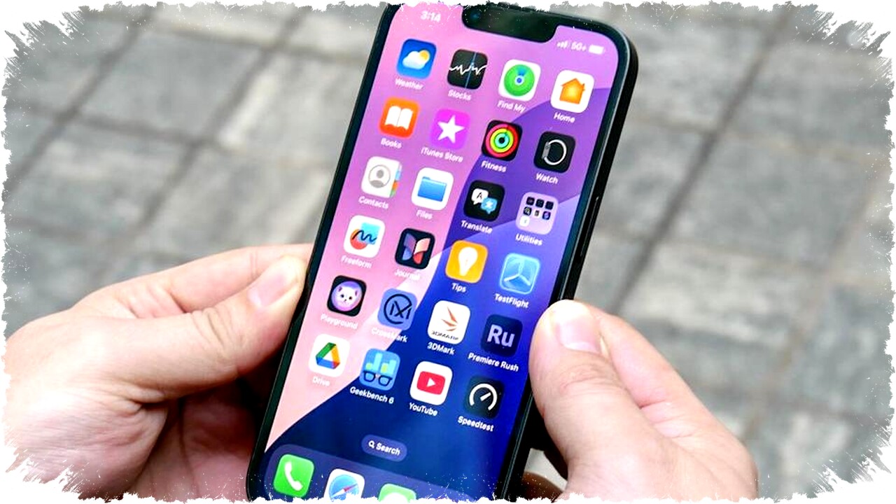 3 Perbaikan Kritis iPhone 17e Agar Tak Terjebak Lagi Dalam Bencana iPhone 16e, Mampukah Apple Bangkit? 3 Perbaikan Kritis iPhone 17e Agar Tak Terjebak Lagi Dalam Bencana iPhone 16e, Mampukah Apple Bangkit?