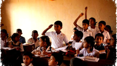 5 Jenis Hukuman Murid Era 1990-an yang Bikin Ngangenin dan Jadi Cerita Tak Terlupakan di Sekolah