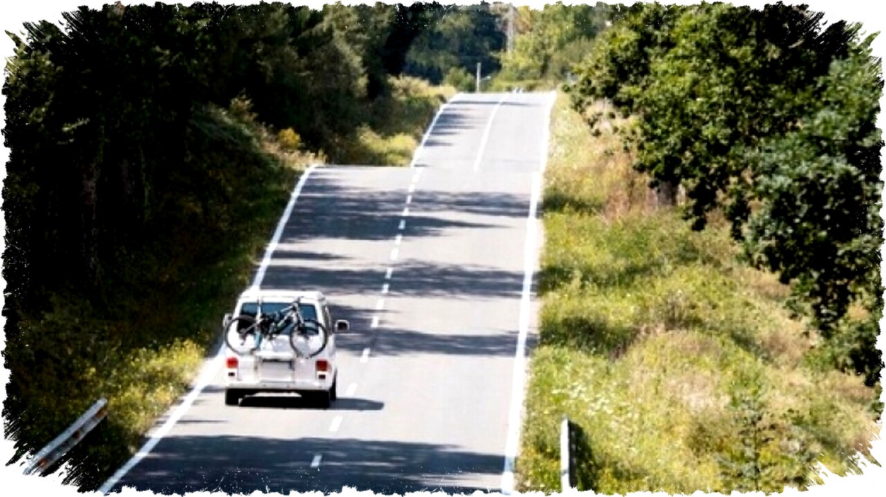 Benarkah Mematikan AC Mobil Saat Tanjakan Tambah Tenaga? Ini Penjelasan Teknis & Tipsnya!