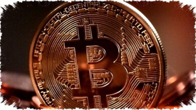 Bitcoin Terjun Bebas ke USD 70.000, Analis Waspadai Potensi Turun ke USD 50.000