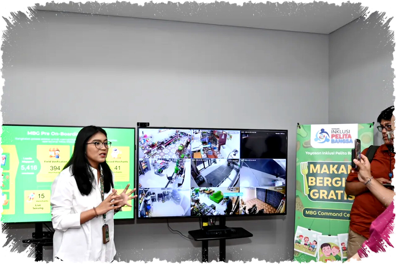 Canggih dan Kontroversial: Grab-OVO Kuasai Keamanan Pangan lewat Command Center Super Ketat untuk Program Makan Bergizi Gratis Anak Bangsa! Canggih dan Kontroversial: Grab-OVO Kuasai Keamanan Pangan lewat Command Center Super Ketat untuk Program Makan Bergizi Gratis Anak Bangsa!