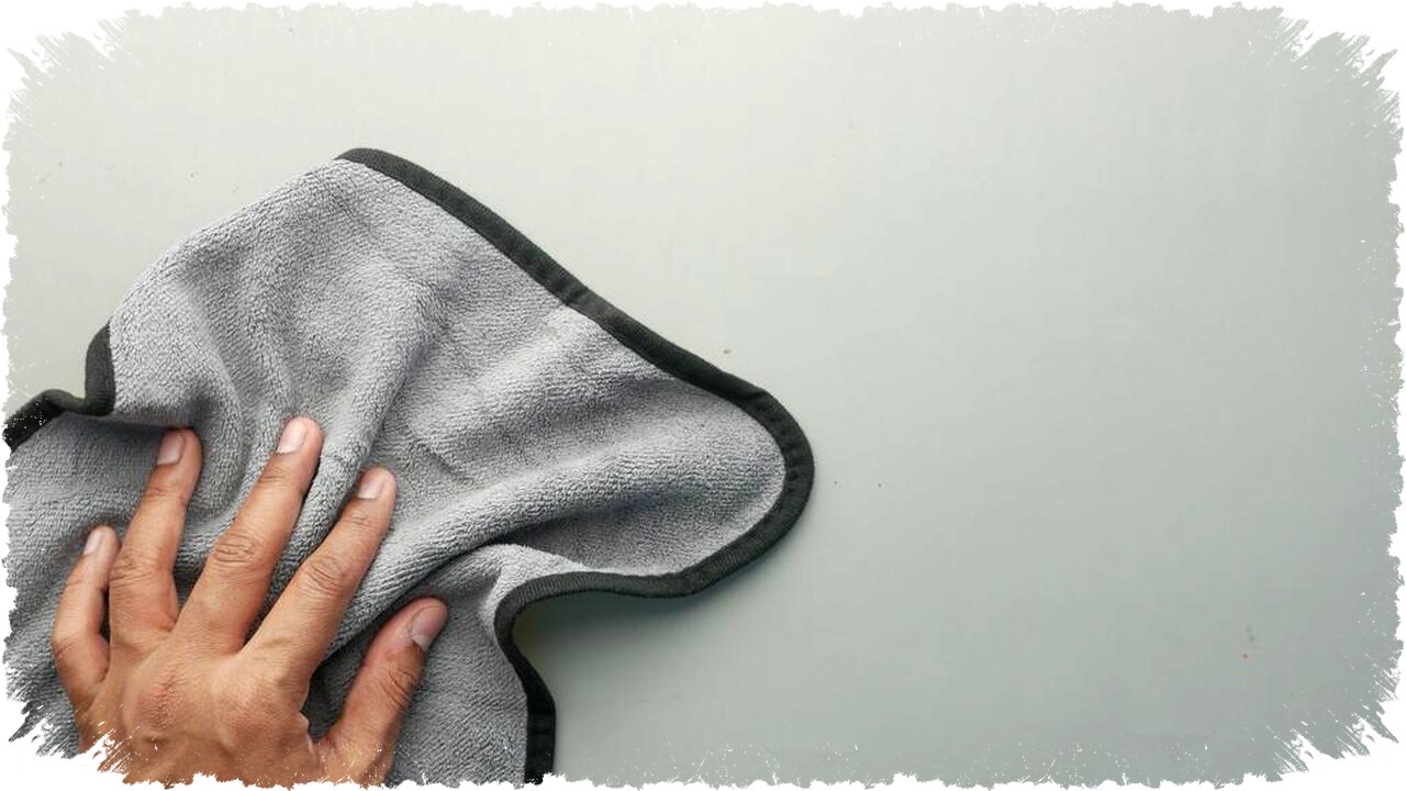 Cara Ampuh dan Mudah Menghilangkan Bau Ikan dari Lap Dapur dengan Cuka, Baking Soda & Matahari