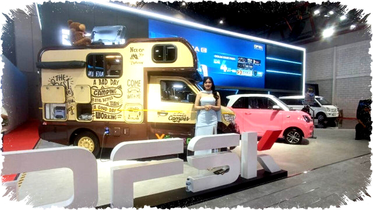 DFSK Hadirkan Logo Baru dan Strategi Kendaraan Listrik untuk Perkuat Posisi di Pasar Indonesia DFSK Hadirkan Logo Baru dan Strategi Kendaraan Listrik untuk Perkuat Posisi di Pasar Indonesia