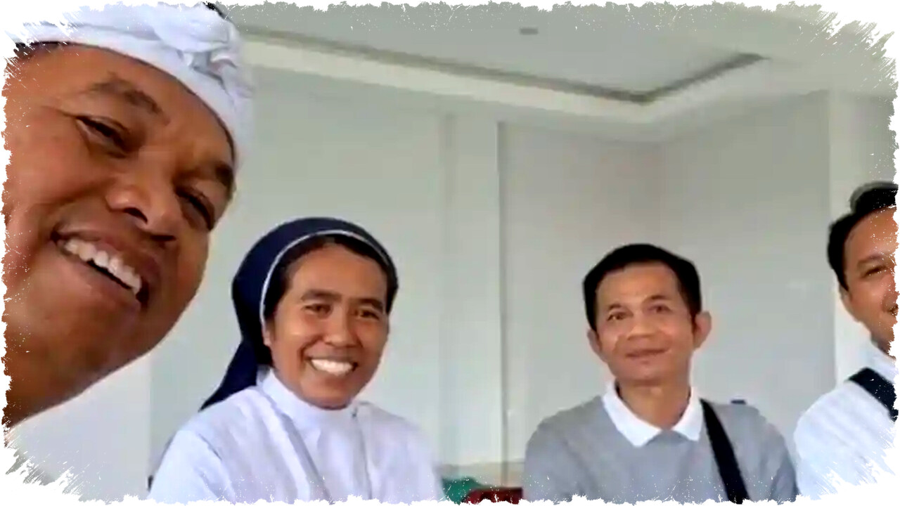 Dedi Mulyadi Tegaskan Proses Hukum Dugaan TPPO 13 Warga Jabar di NTT Tetap Berjalan Tanpa Kompromi Dedi Mulyadi Tegaskan Proses Hukum Dugaan TPPO 13 Warga Jabar di NTT Tetap Berjalan Tanpa Kompromi