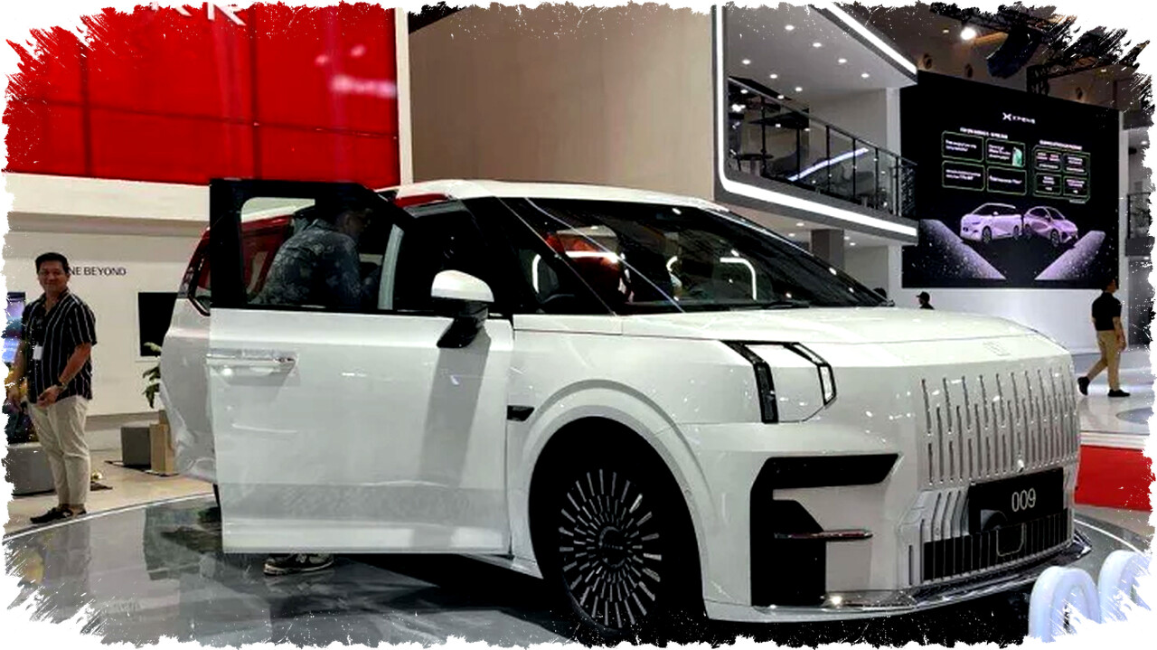 Dua Mobil Listrik Premium Zeekr 009 & 7X Melantai di IIMS 2026, Sudah Bisa Dipesan!