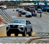 Ekspor Toyota Indonesia Nyaris Sentuh 300 Ribu Unit SUV dan MPV Jadi Tulang Punggung Pertumbuhan Industri Otomotif! Ekspor Toyota Indonesia Nyaris Sentuh 300 Ribu Unit SUV dan MPV Jadi Tulang Punggung Pertumbuhan Industri Otomotif!