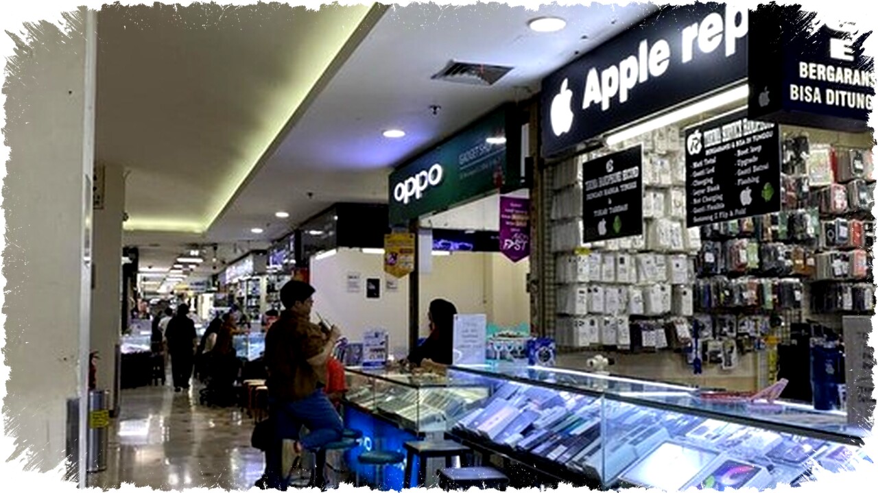 HP Konvensional Ditinggalkan di 2026: Saat HP Lipat Rebut Tahta, Apple & Samsung Siap Guncang Pasar dengan Inovasi Gempar! HP Konvensional Ditinggalkan di 2026: Saat HP Lipat Rebut Tahta, Apple & Samsung Siap Guncang Pasar dengan Inovasi Gempar!