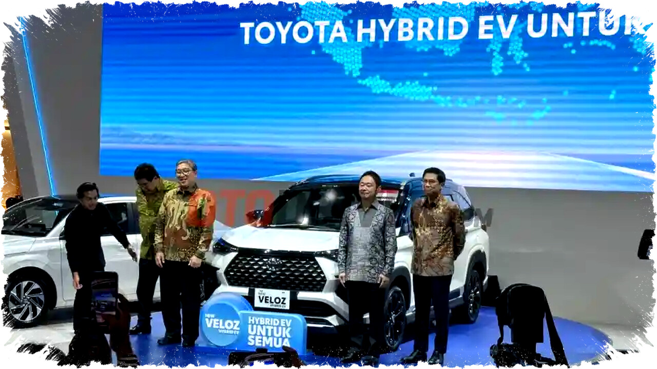 Harga Toyota Veloz Hybrid Resmi Dirilis, Mulai dari Rp 308 Juta dengan Promo Khusus Tipe V Rp 303 Juta Harga Toyota Veloz Hybrid Resmi Dirilis, Mulai dari Rp 308 Juta dengan Promo Khusus Tipe V Rp 303 Juta