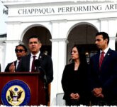 Hillary Clinton Tegaskan Tak Ingat Bertemu Epstein, Ungkap Tekanan Pertanyaan Aneh dan Tuduhan Konspirasi di Depan Kongres! Hillary Clinton Tegaskan Tak Ingat Bertemu Epstein, Ungkap Tekanan Pertanyaan Aneh dan Tuduhan Konspirasi di Depan Kongres!