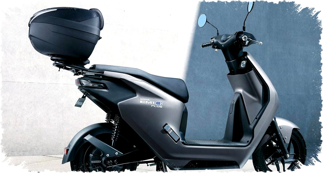 Honda EM1 e Ungkap Rahasia Pengereman Super Aman yang Bikin Pengendara Pemula Tak Lagi Panik di Jalanan Kota! Honda EM1 e Ungkap Rahasia Pengereman Super Aman yang Bikin Pengendara Pemula Tak Lagi Panik di Jalanan Kota!