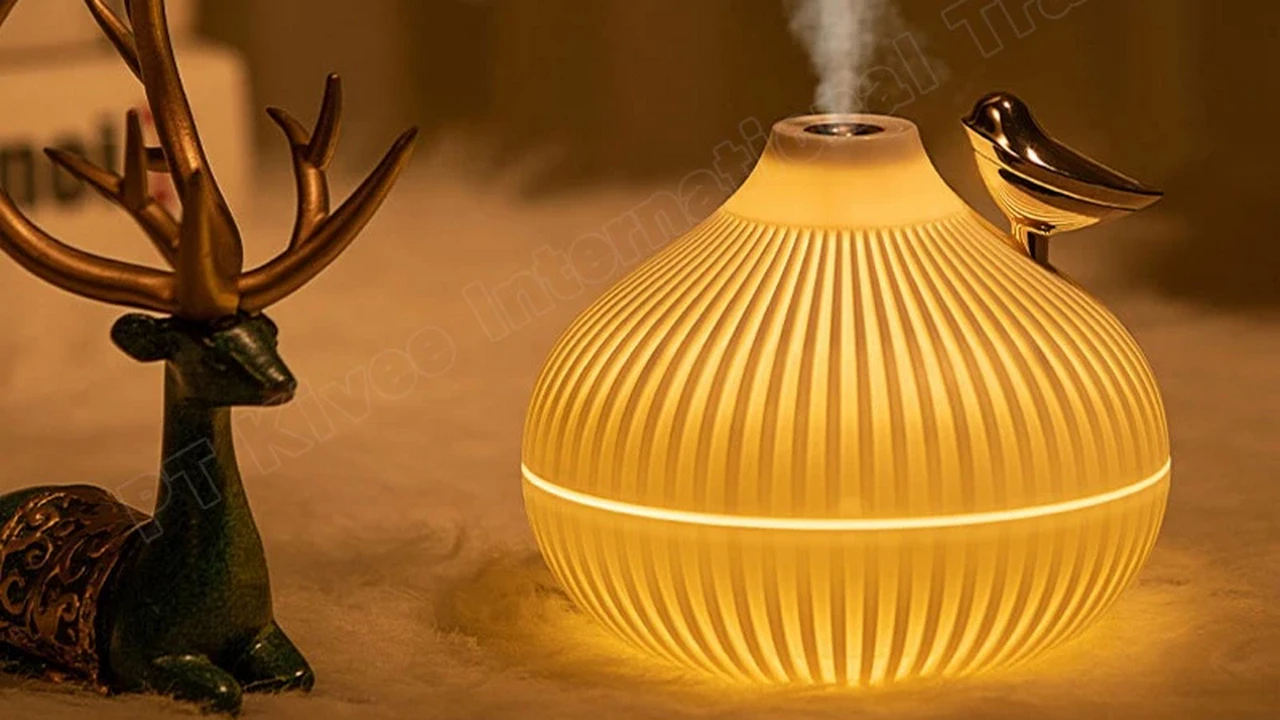 Humidifier Compact 300 ml Tanpa Suara, BASIKE Cocok untuk Ruang Kerja Humidifier Compact 300 ml Tanpa Suara, BASIKE Cocok untuk Ruang Kerja