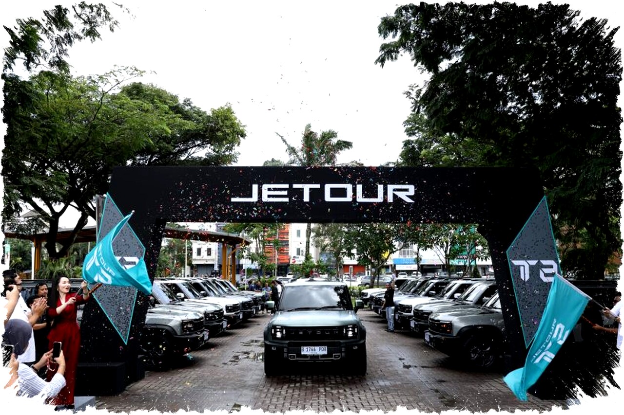 JETOUR T2 Resmi Diserahkan ke Konsumen Indonesia, Hadir dengan Garansi 6 Tahun & Free Maintenance JETOUR T2 Resmi Diserahkan ke Konsumen Indonesia, Hadir dengan Garansi 6 Tahun & Free Maintenance