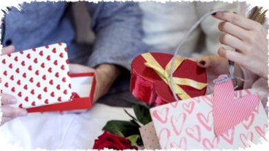 Kado Valentine Anti Basi: 4 Hadiah Universal Ini Lebih Dari Sekadar Barang, Bisa Ubah Momen Jadi Ingatan Tak Terlupakan!