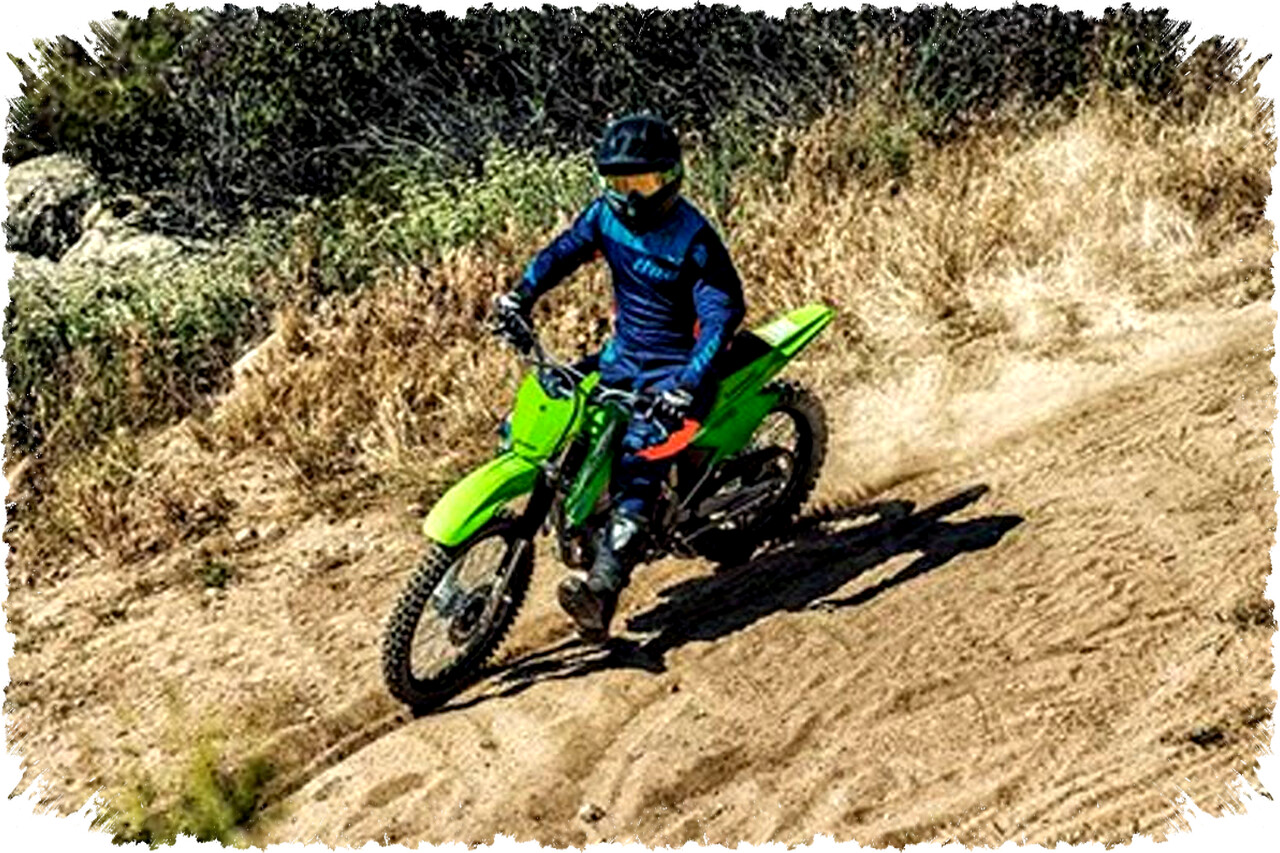 Kawasaki KLX140R F 2026 Motor Trail Ringan dan Praktis Pilihan Pemula Siap Tantang WR155R dan CRF150