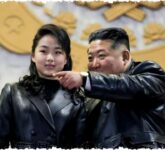 Kim Jong Un Tegaskan Perkuat Program Nuklir Saat Pimpin Parade Militer Malam Hari Bersama Putrinya Ju Ae