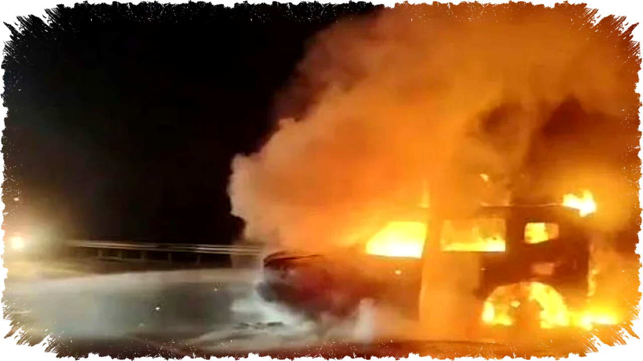 Kronologi Lengkap Kebakaran Jetour T2 Usai Kecelakaan dengan BMW di Tol Jagorawi KM 31